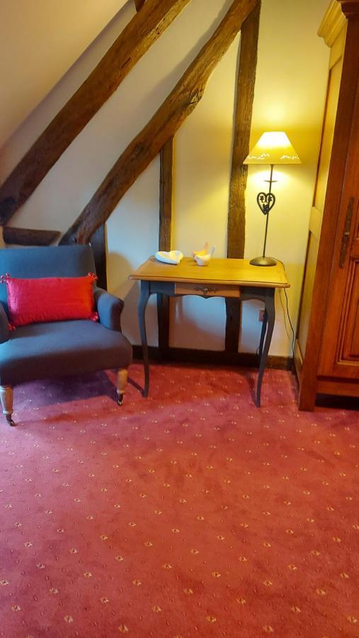 Les 3 Roses Bed and Breakfast Anjouin Εξωτερικό φωτογραφία