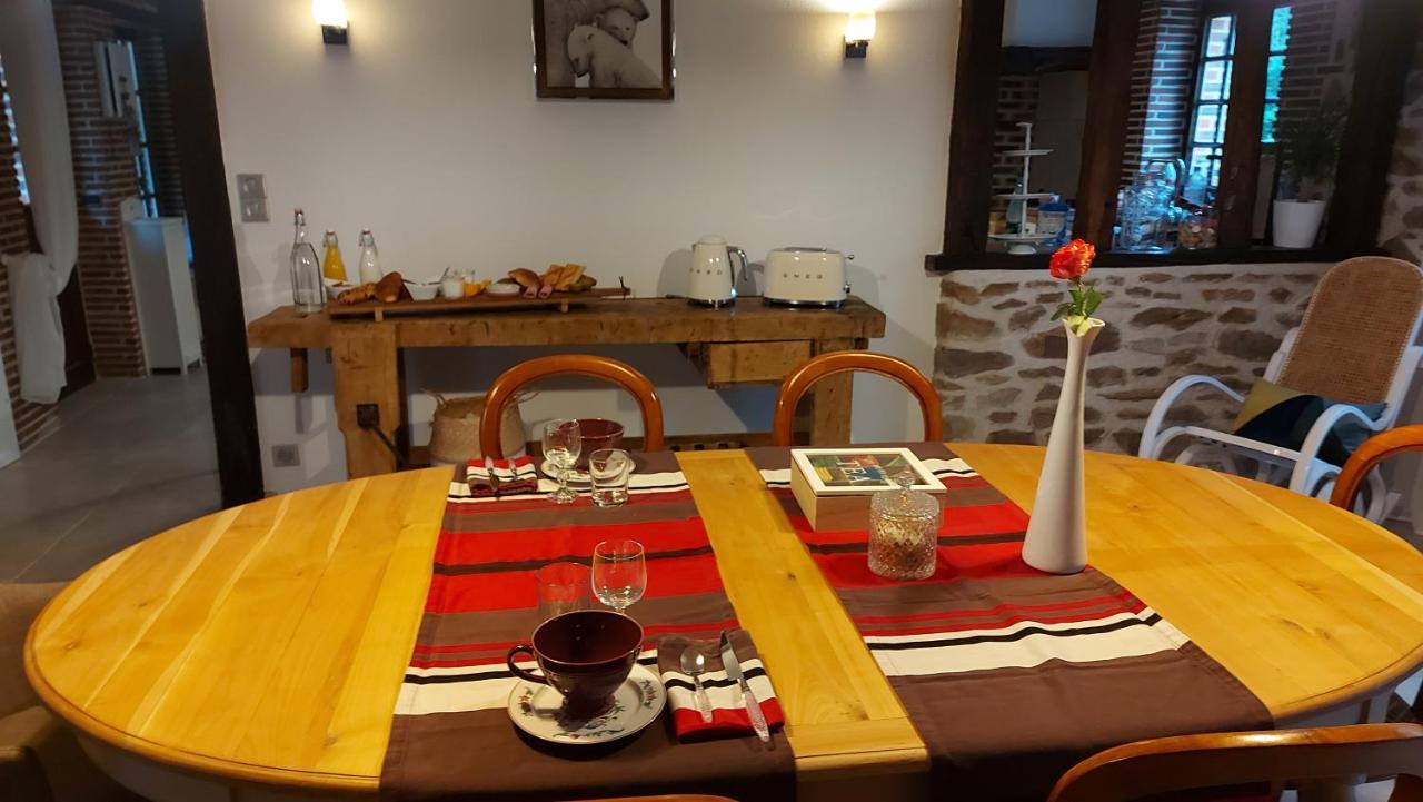 Les 3 Roses Bed and Breakfast Anjouin Εξωτερικό φωτογραφία